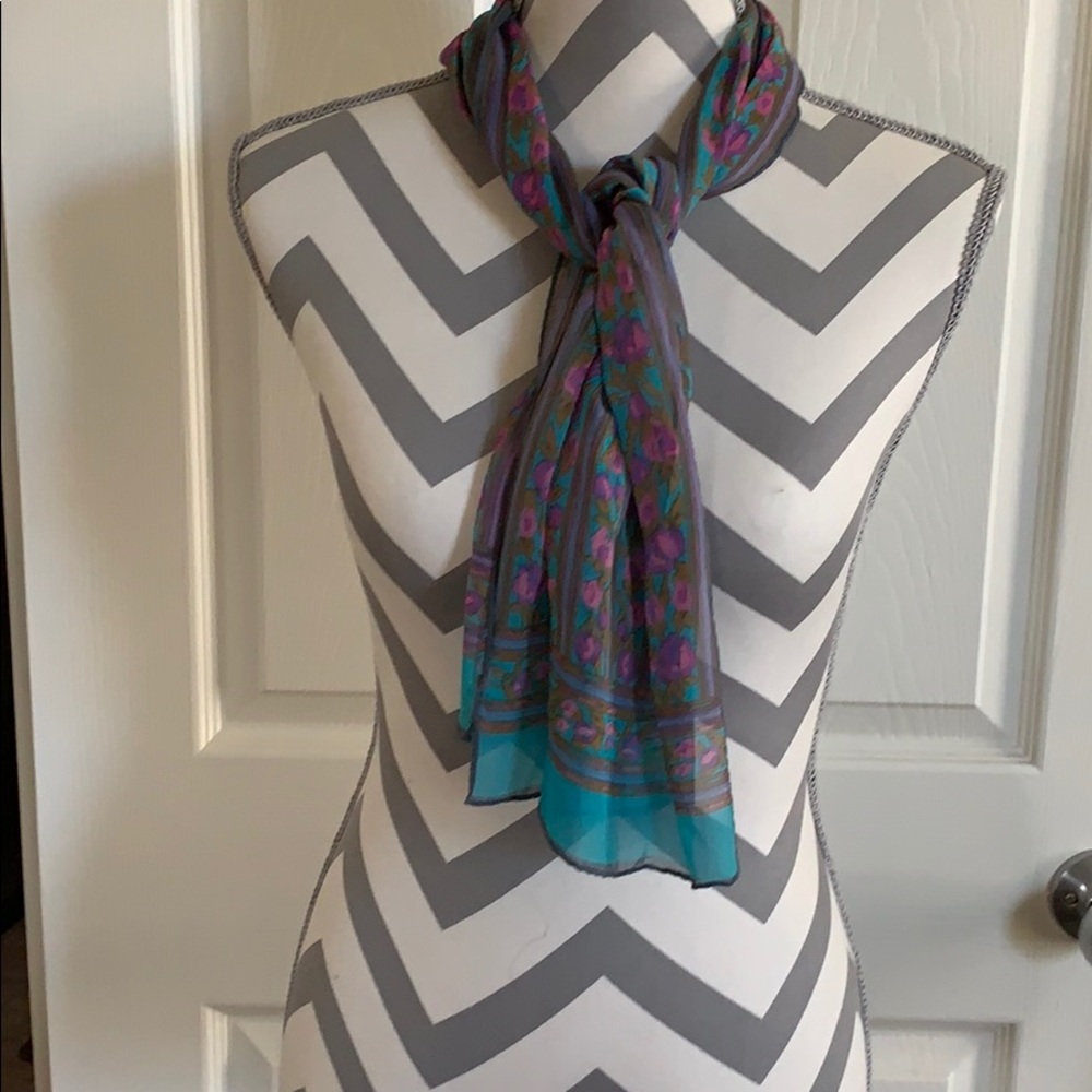 Scarf - Picture 3 of 3